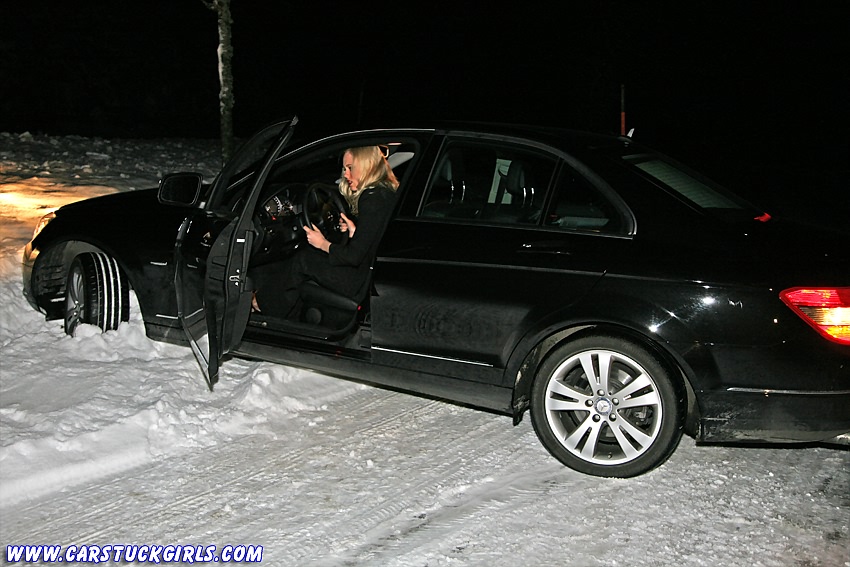 Mercedes stuck in snow #2